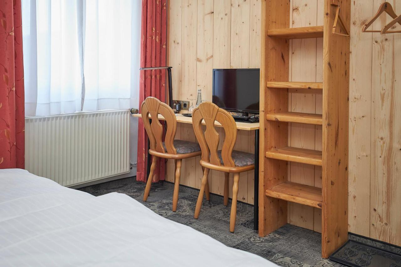 Hotel Bergischer Hof Windeck ภายนอก รูปภาพ
