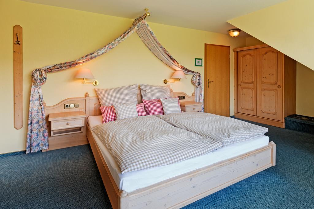Hotel Bergischer Hof Windeck ภายนอก รูปภาพ