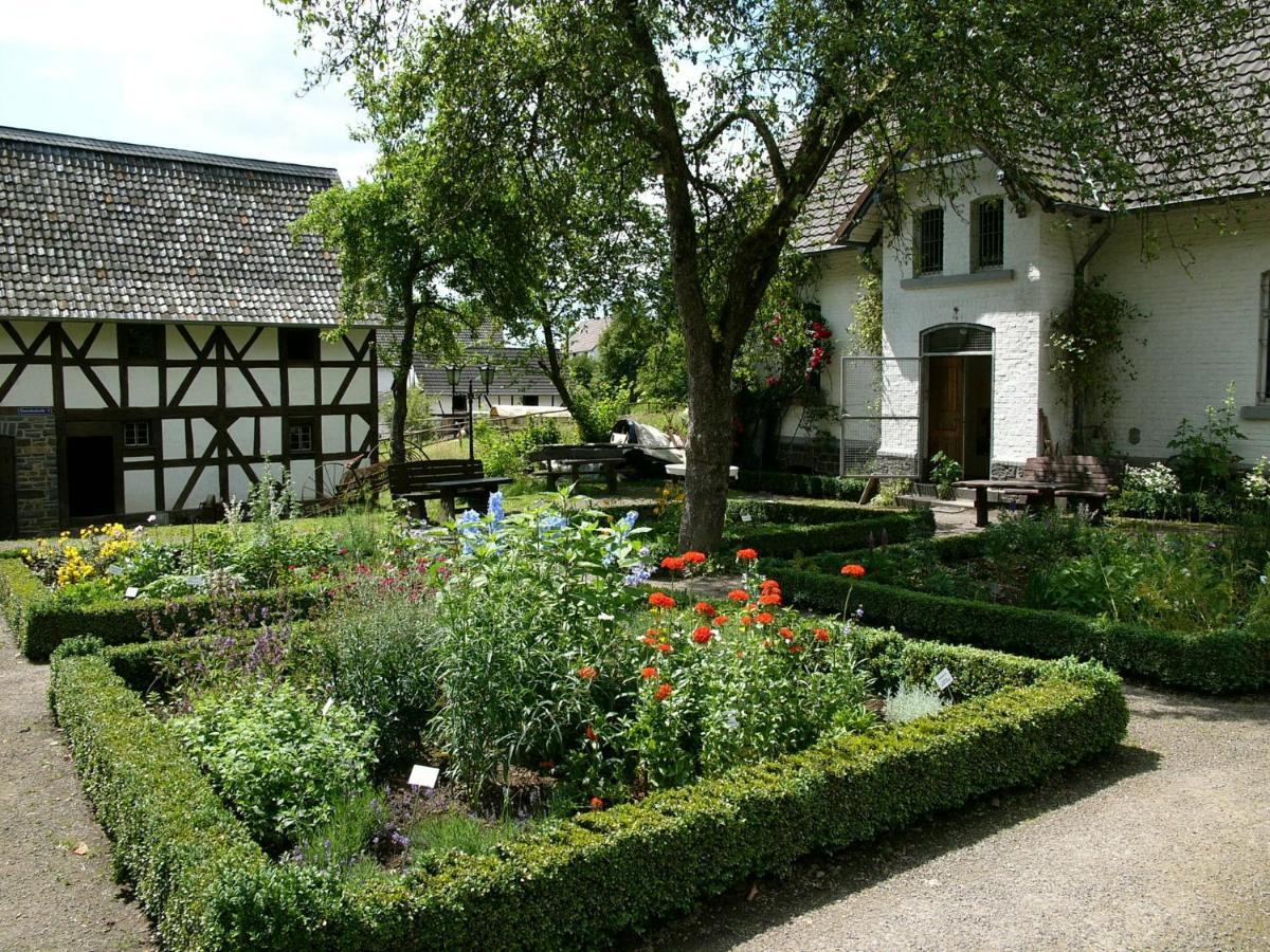 Hotel Bergischer Hof Windeck ภายนอก รูปภาพ